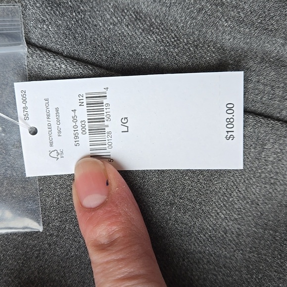 NWT GAP Cropped Vest Size L - Picture 9 of 10